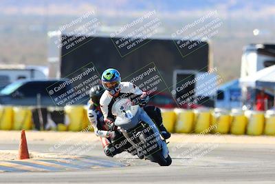 media/Feb-12-2022-SoCal Trackdays (Sat) [[3b21b94a56]]/Turn 2 (1045am)/